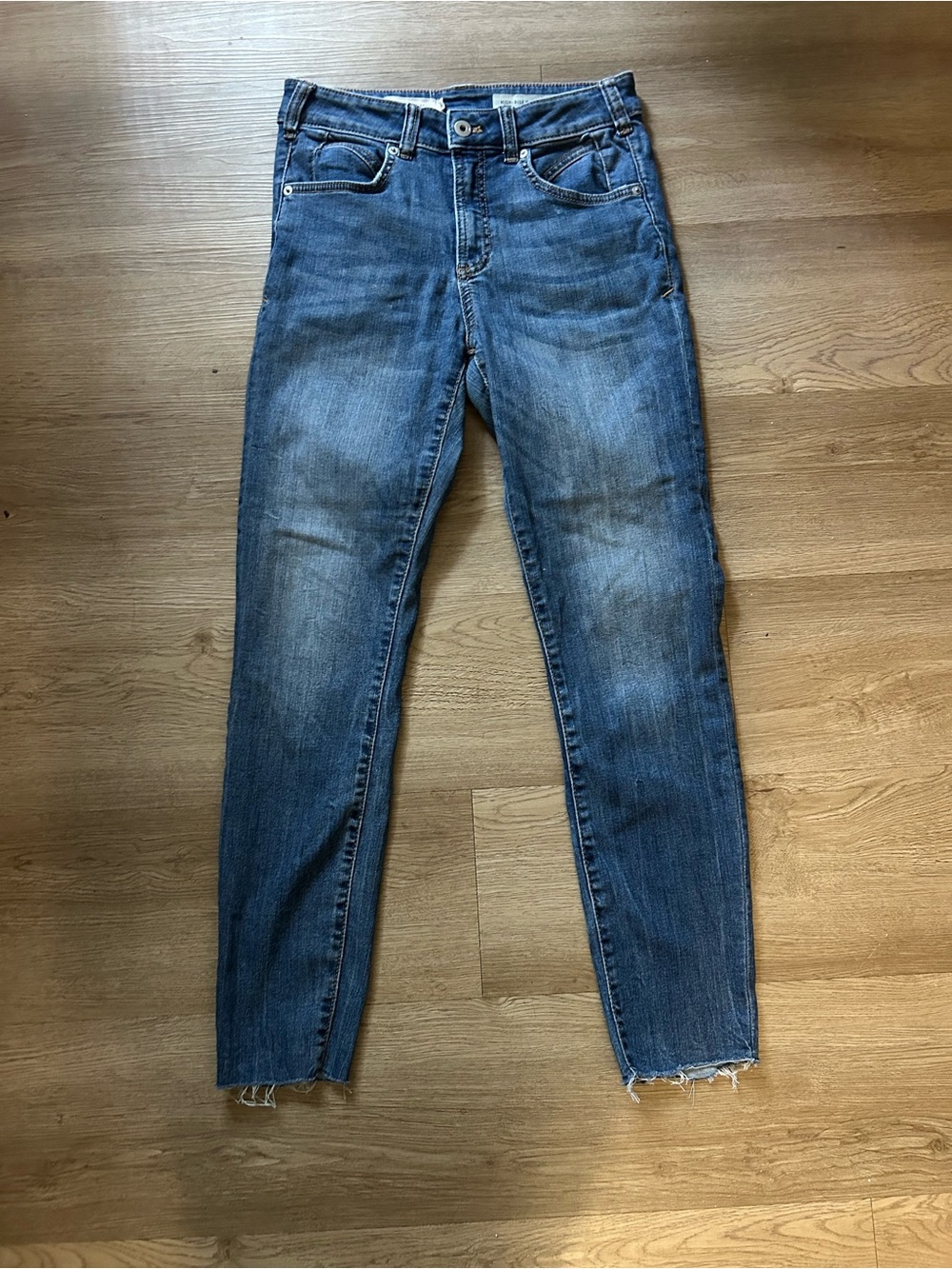 Anthropologie Pilcro High-Rise Denim Legging Raw Hem Jeans Size 27 0503